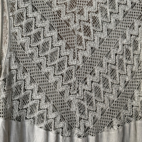 NWOT POL Clothing Green Pintuck Lace Button Down Top Sleeveless Blouse Top S - Picture 8 of 10